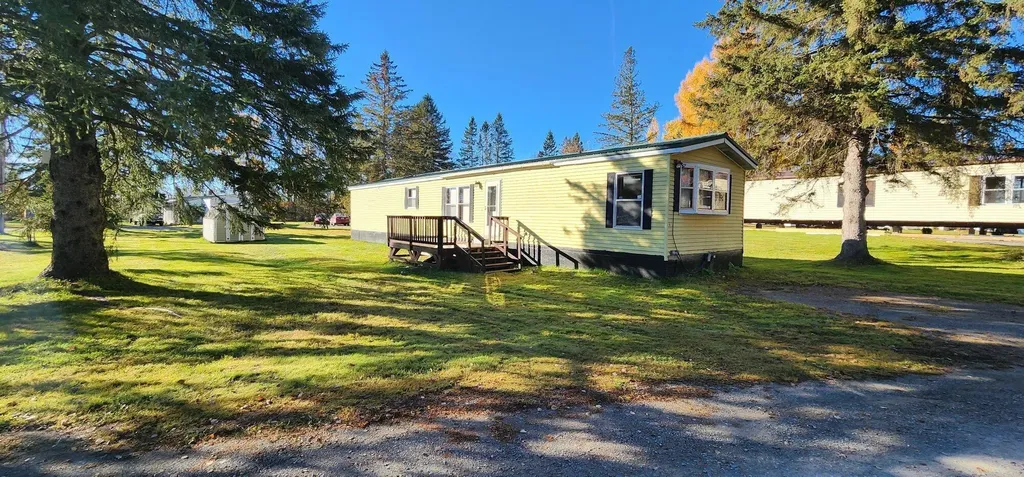 4 Pine Village Street Presque Isle ME 04769