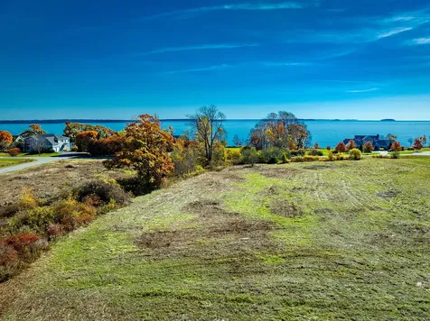 040-L Waters Edge Drive Lincolnville ME 04849