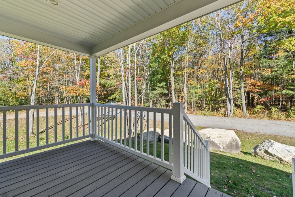66 Harmony Hill Road Topsham ME 04086