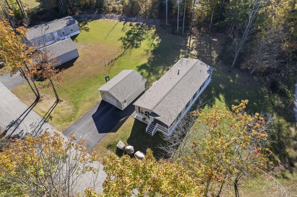 66 Harmony Hill Road Topsham ME 04086