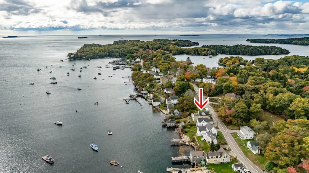 913 Cundys Harbor Road Harpswell ME 04079