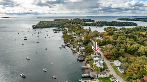 913 Cundys Harbor Road Harpswell ME 04079