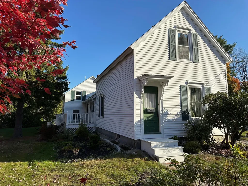 81 Cumberland Street Yarmouth ME 04096