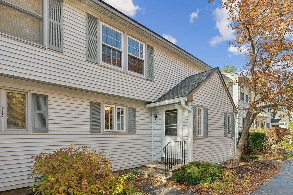 21 Valley Street South Portland ME 04106