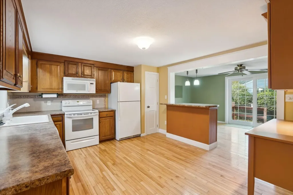 21 Valley Street South Portland ME 04106