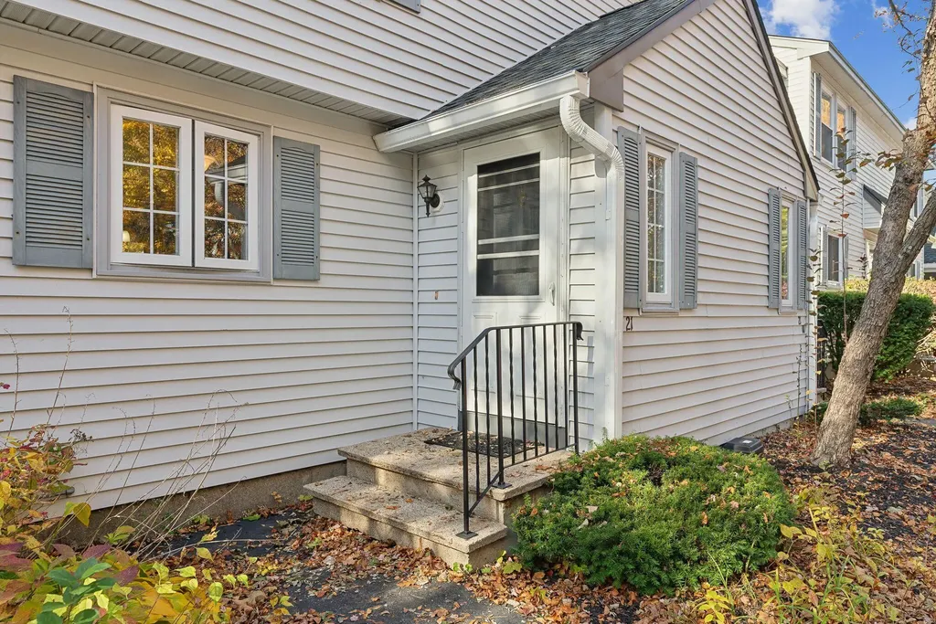 21 Valley Street South Portland ME 04106