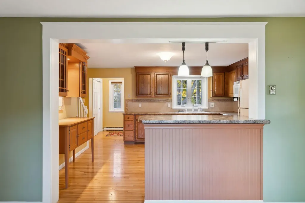 21 Valley Street South Portland ME 04106