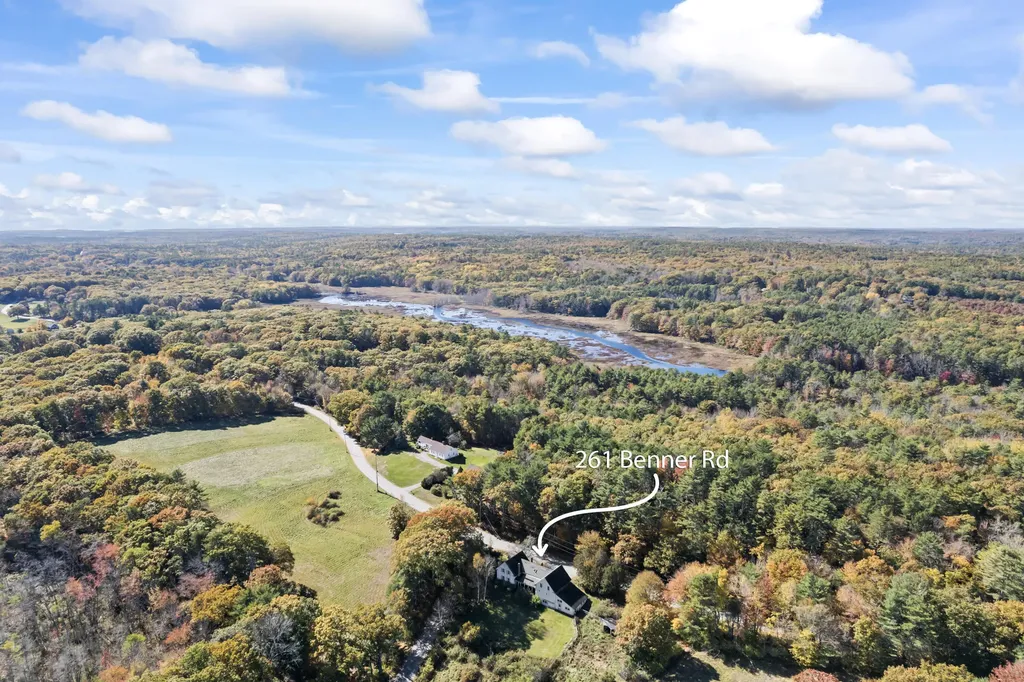 261 Benner Road Bristol ME 04539