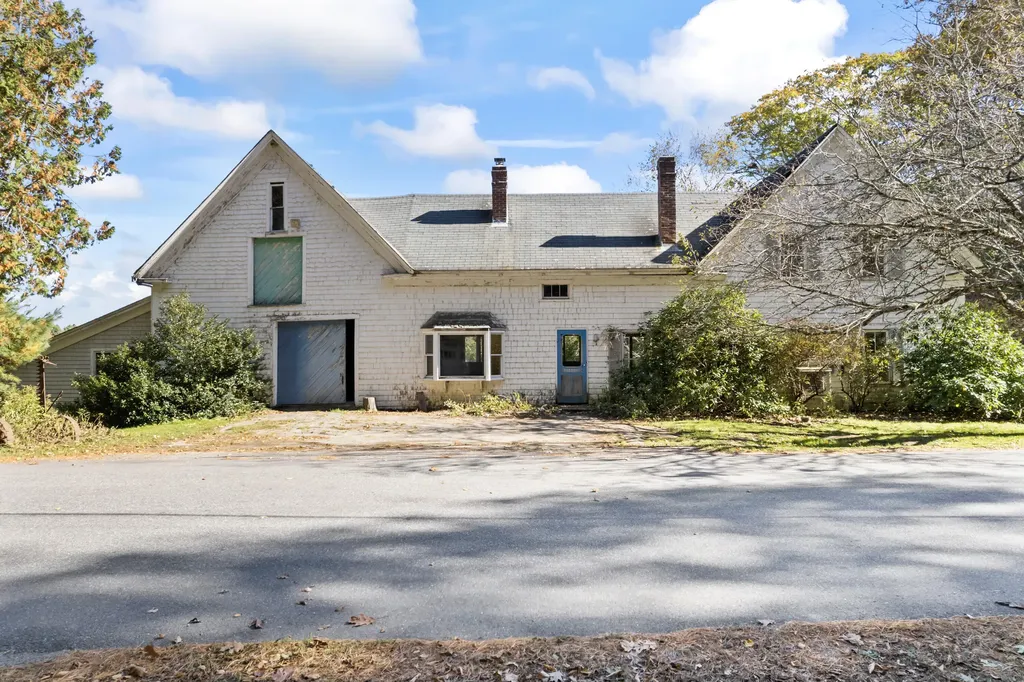 261 Benner Road Bristol ME 04539
