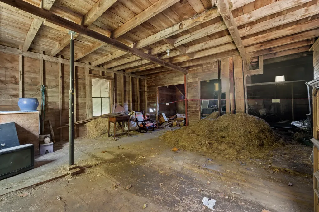 261 Benner Road Bristol ME 04539