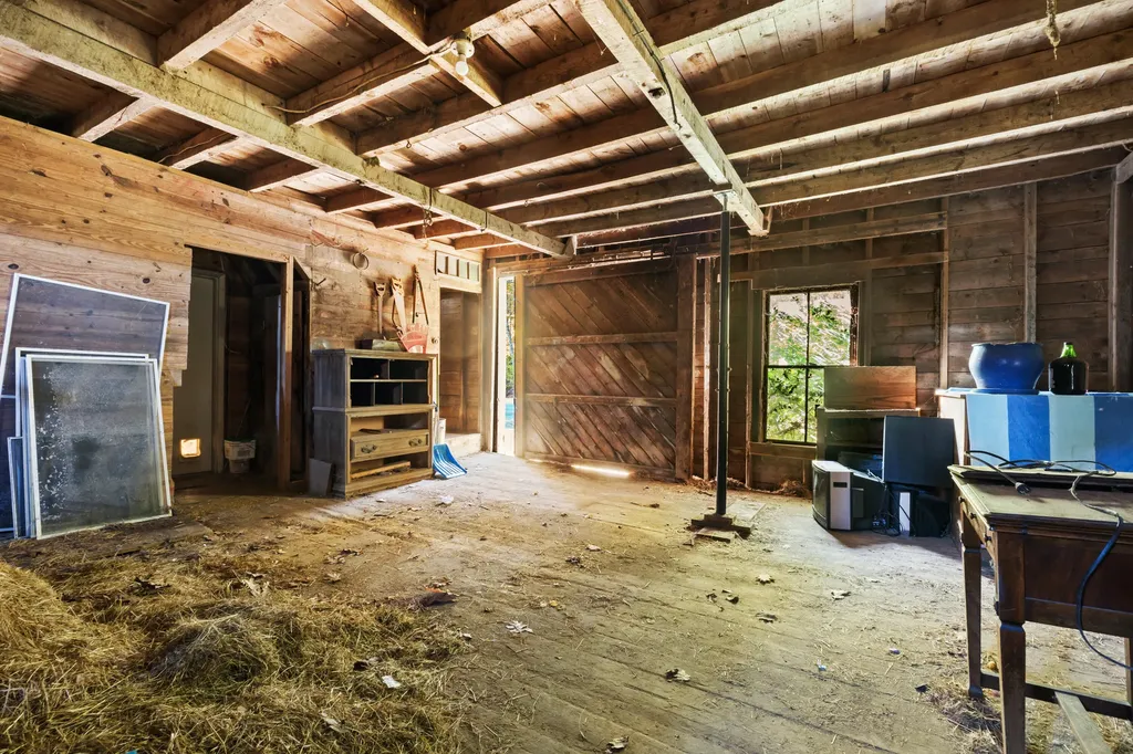 261 Benner Road Bristol ME 04539