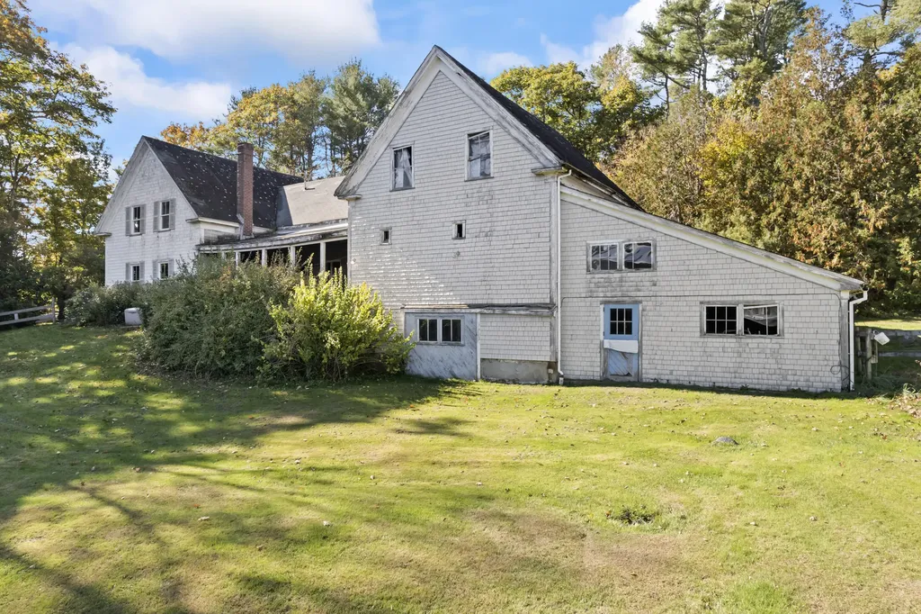 261 Benner Road Bristol ME 04539