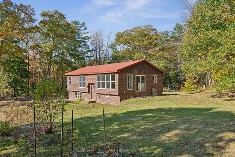 133 Bradford Road Wiscasset ME 04578
