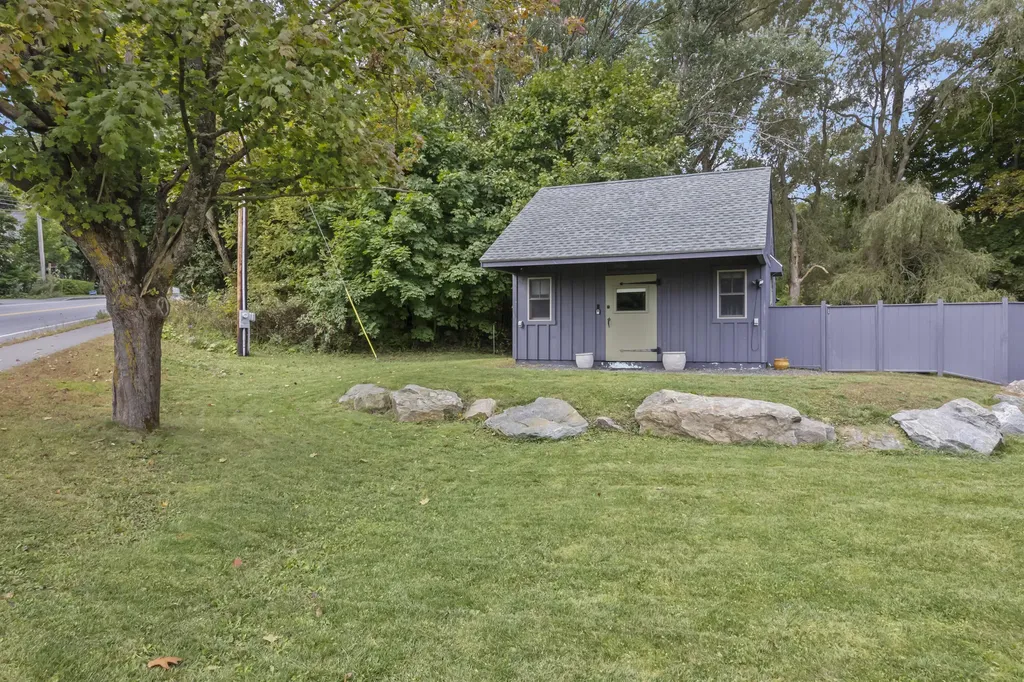4 Stoney Brook Lane Thomaston ME 04861