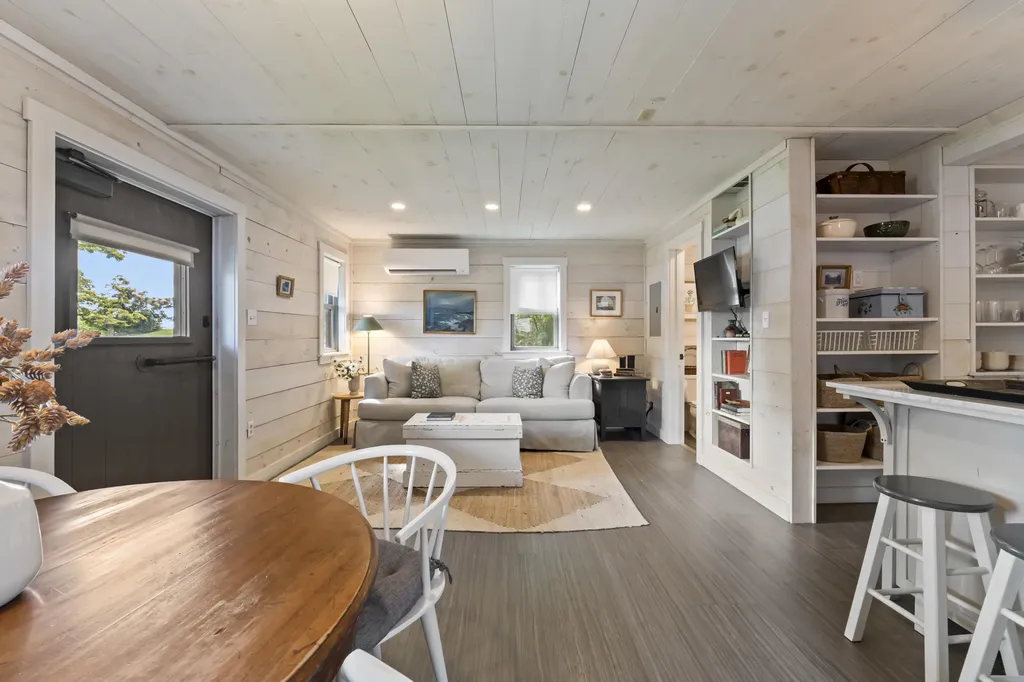 4 Stoney Brook Lane Thomaston ME 04861