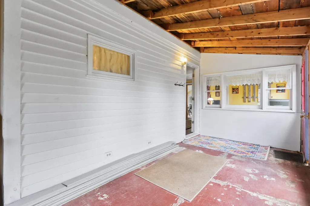 593 N Newcastle Road Newcastle ME 04553