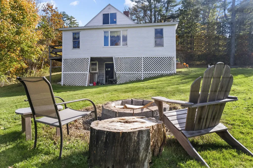 593 N Newcastle Road Newcastle ME 04553