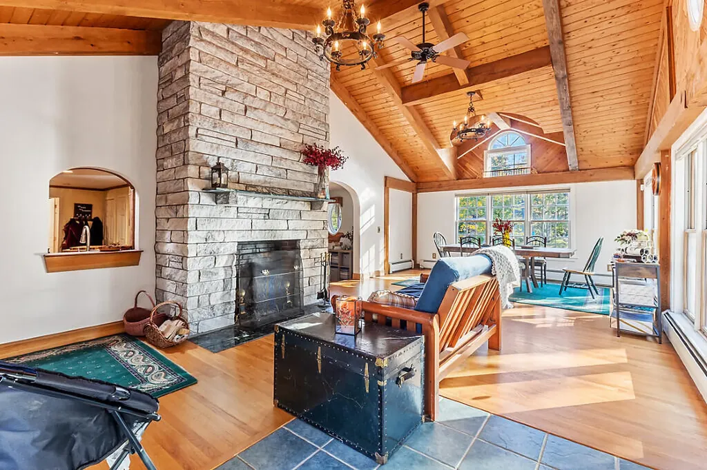 73 Old Portland Road Waterboro ME 04061