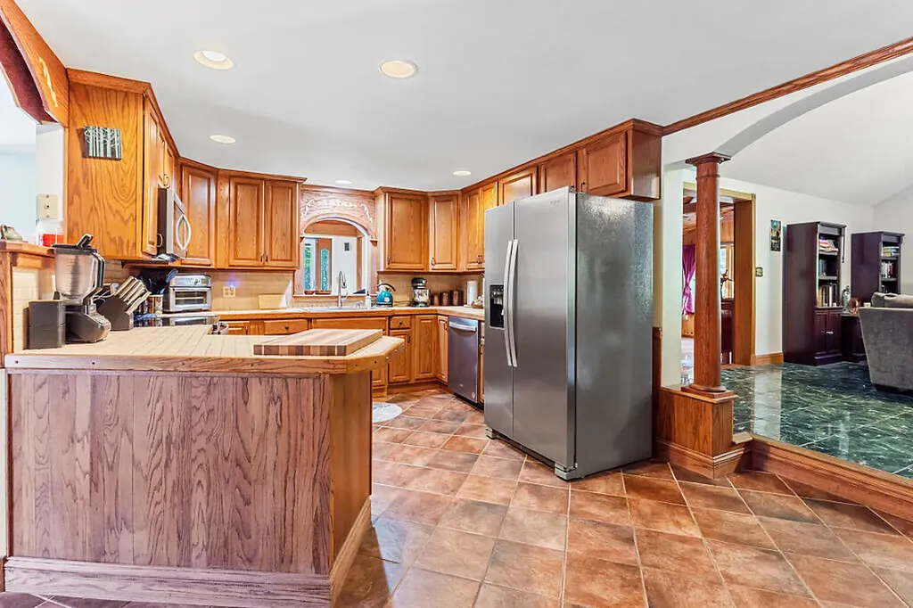 73 Old Portland Road Waterboro ME 04061
