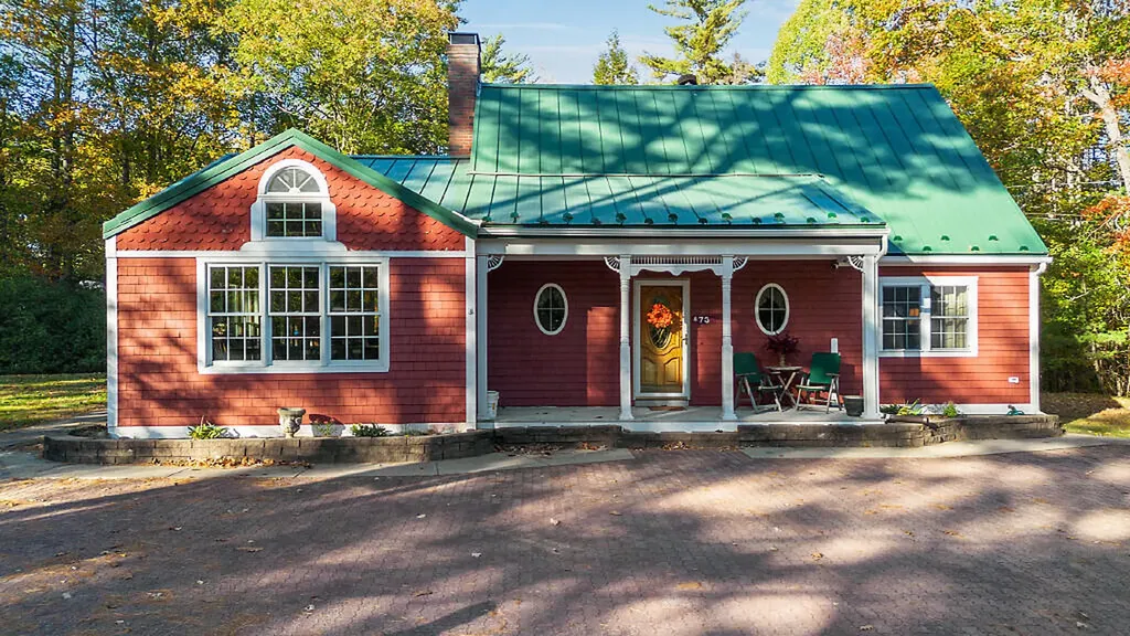 73 Old Portland Road Waterboro ME 04061