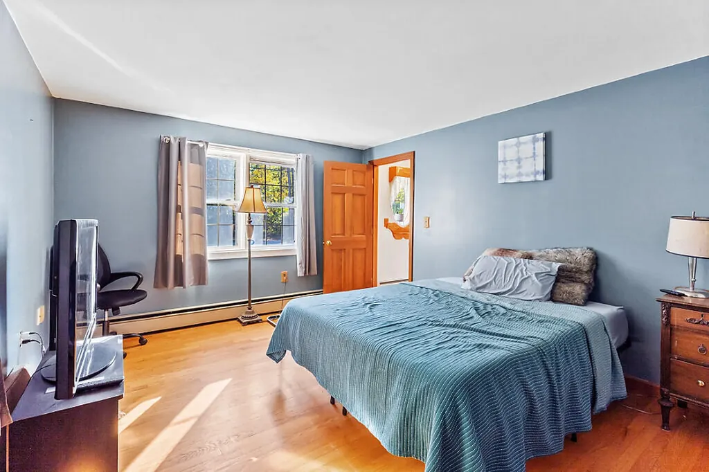 73 Old Portland Road Waterboro ME 04061