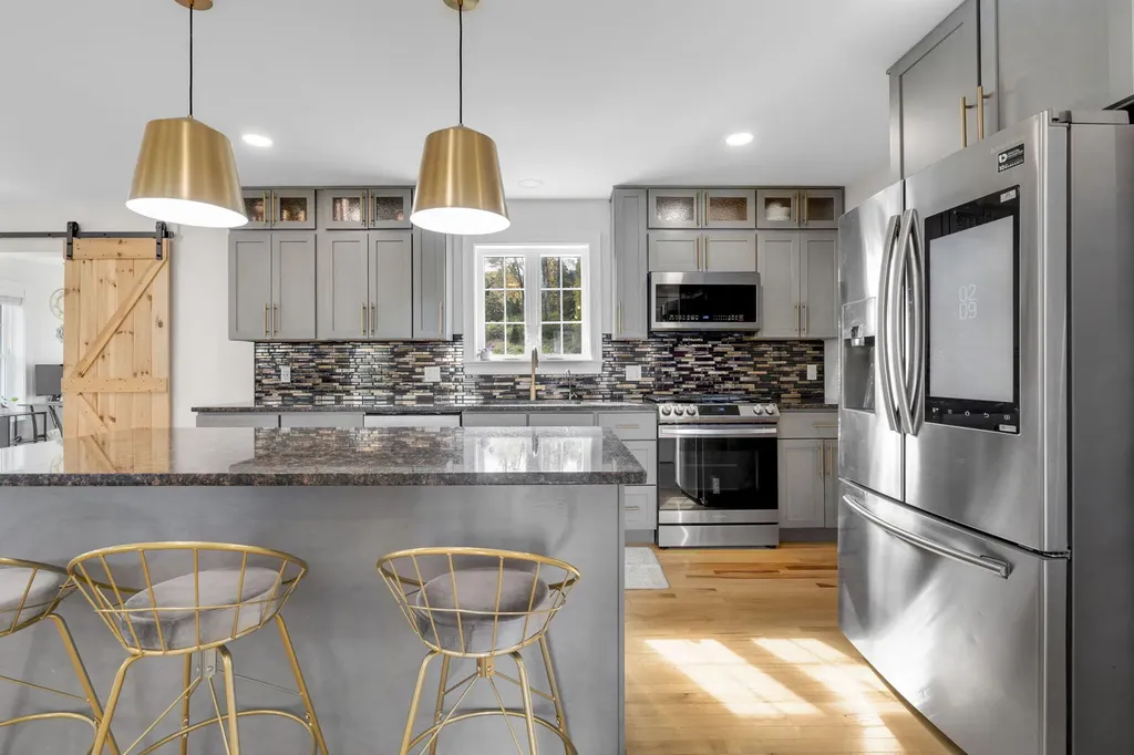 6 Harvest Drive Falmouth ME 04105