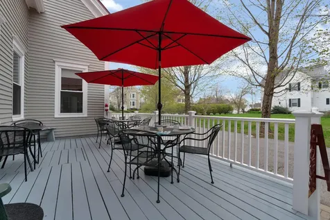 11 Holbrook Street Freeport ME 04032