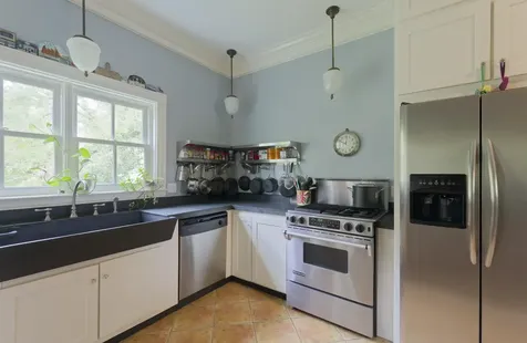 11 Holbrook Street Freeport ME 04032