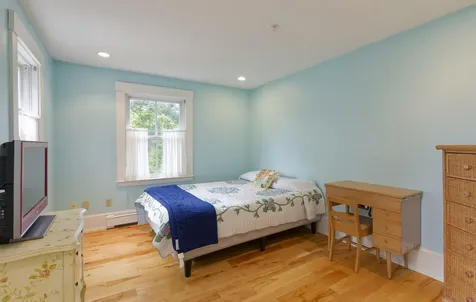 11 Holbrook Street Freeport ME 04032