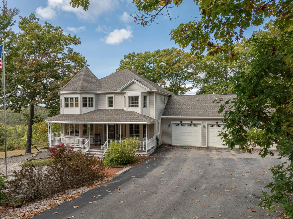 92 Overlook Lane Casco ME 04015