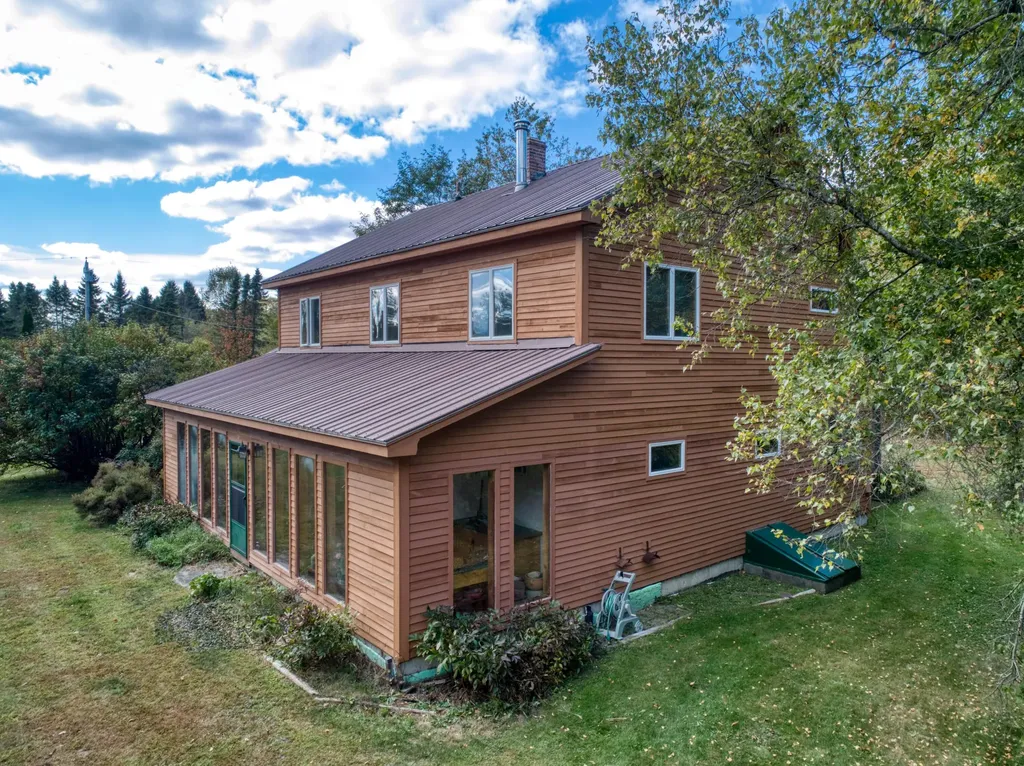195 Monroe Road Winterport ME 04496