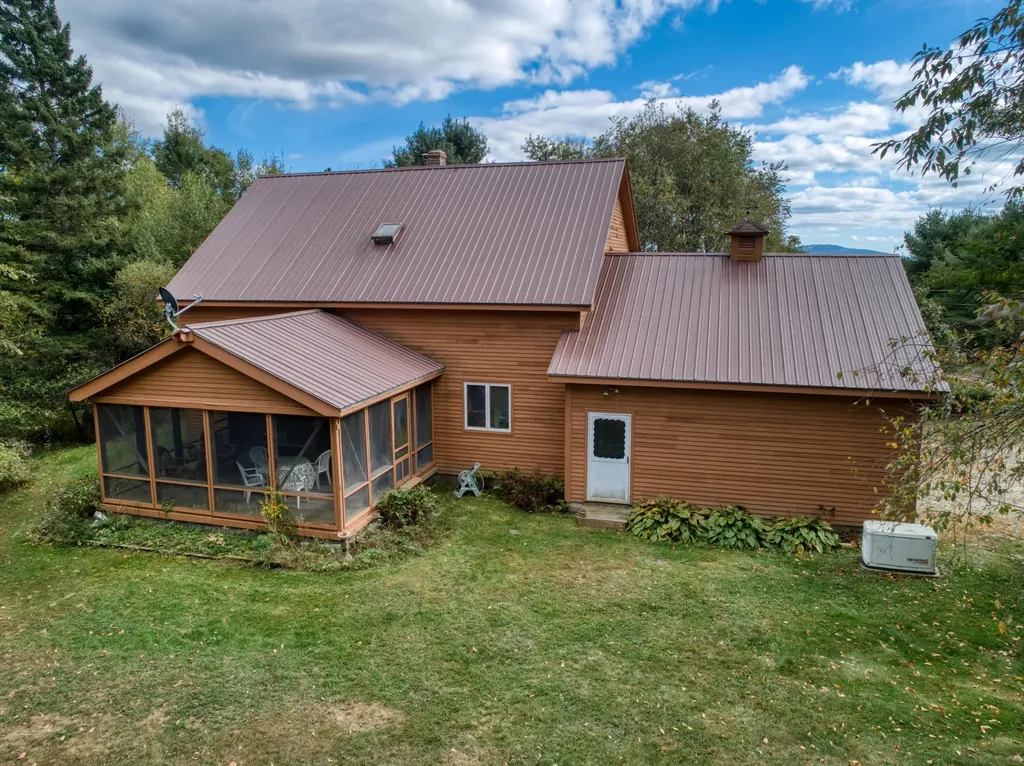 195 Monroe Road Winterport ME 04496