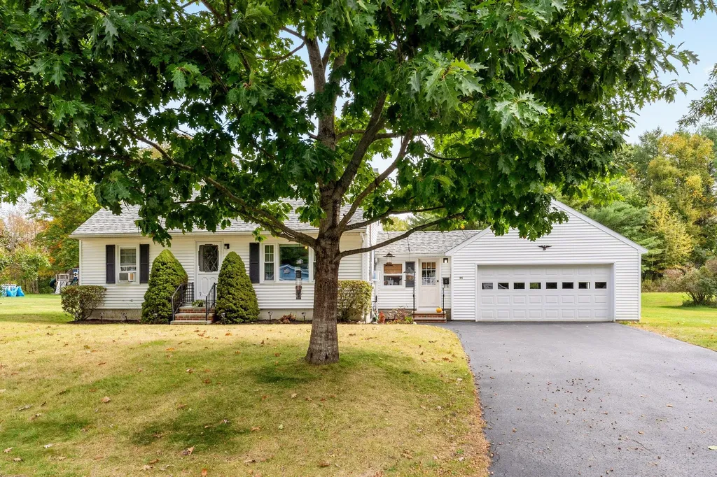 55 Glen Street Augusta ME 04330