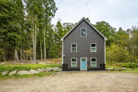 79 Start Road Camden ME 04843