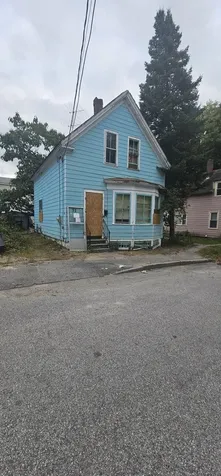32 Prescott Street Lewiston ME 04240