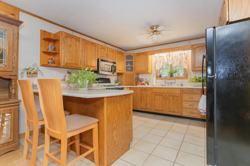1563 Main Street Dixfield ME 04224