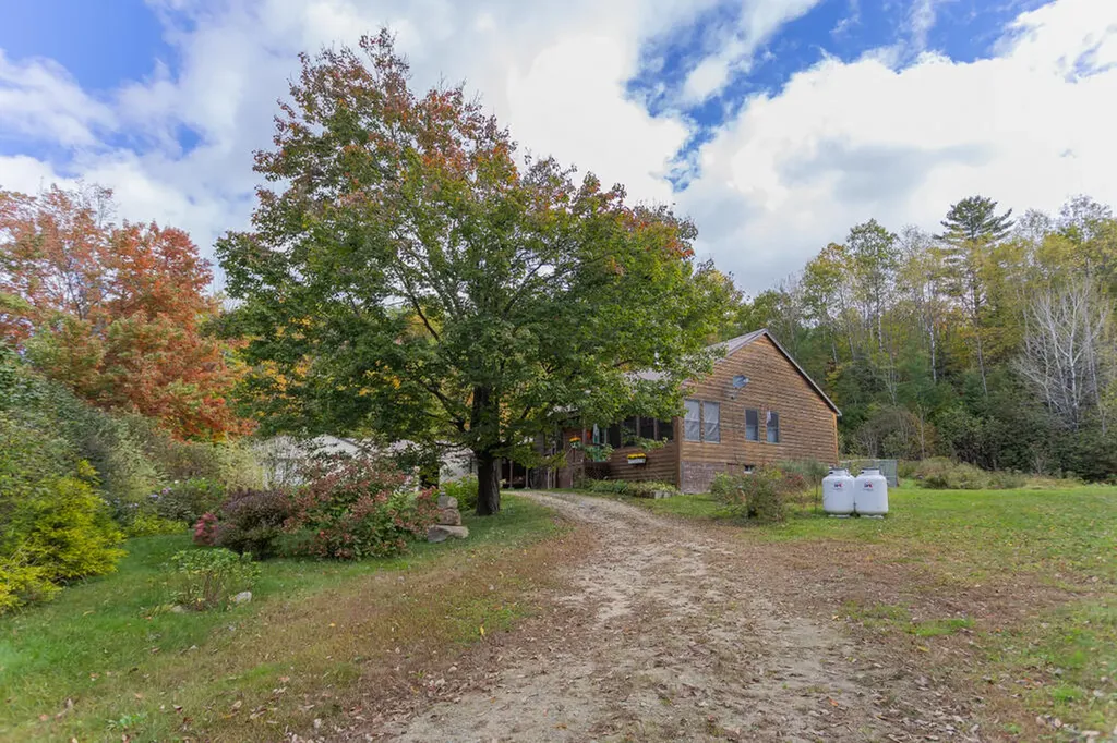 1563 Main Street Dixfield ME 04224