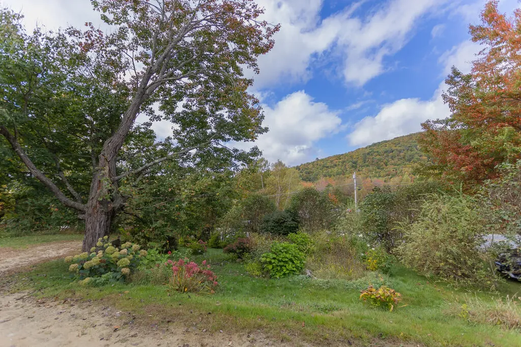 1563 Main Street Dixfield ME 04224