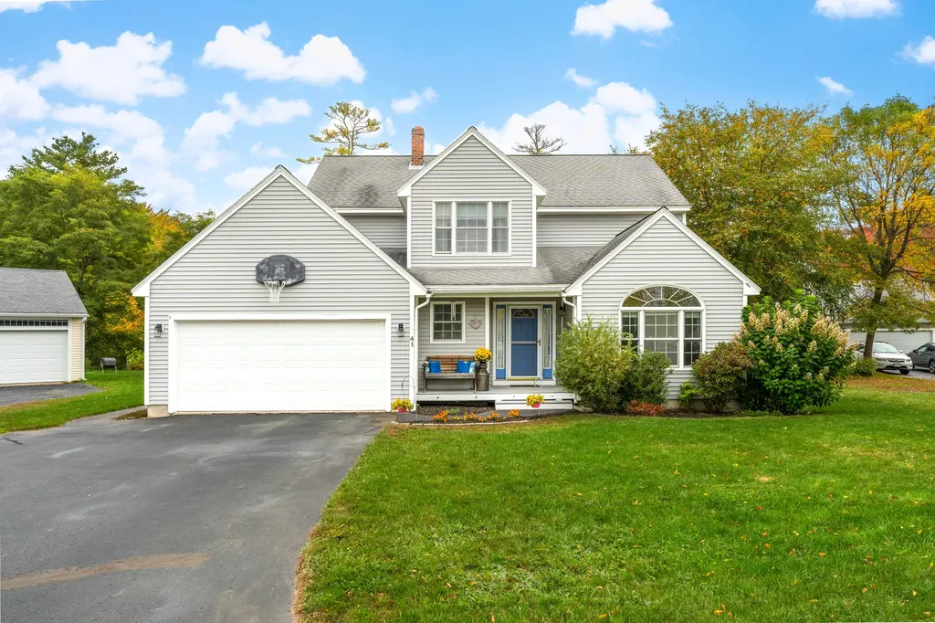 41 Copley Woods Circle Portland ME 04103