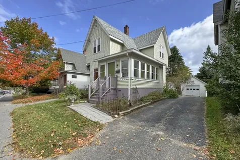 189 Broadway Rockland ME 04841
