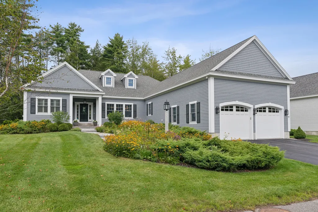 9 Lindenwood Lane Falmouth ME 04105