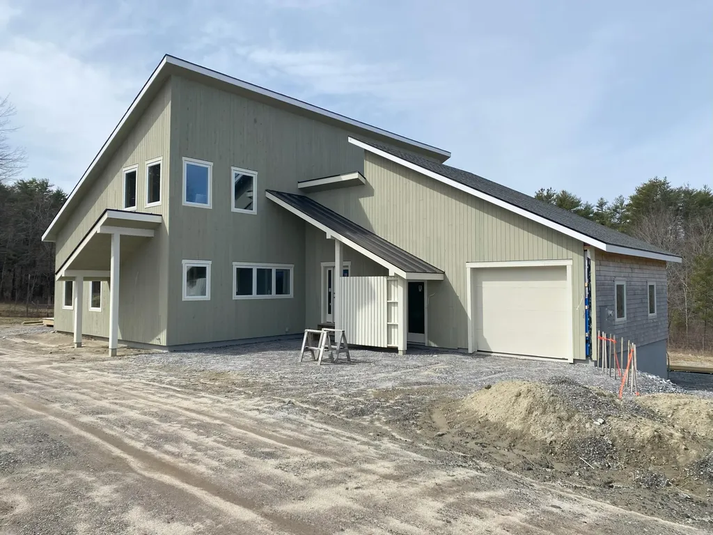 116 Pennellville Road Brunswick ME 04011