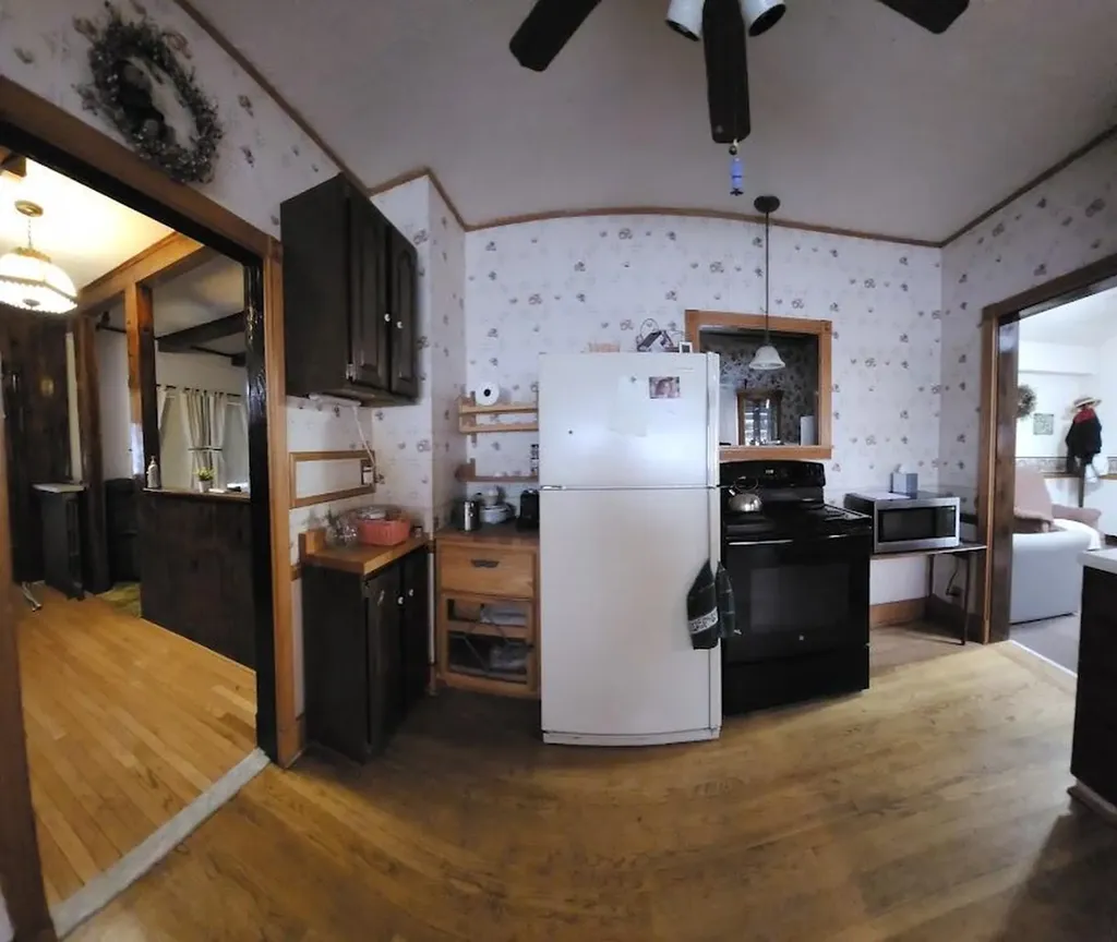 371 Katahdin Avenue Millinocket ME 04462
