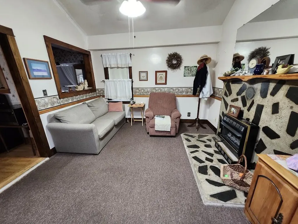 371 Katahdin Avenue Millinocket ME 04462