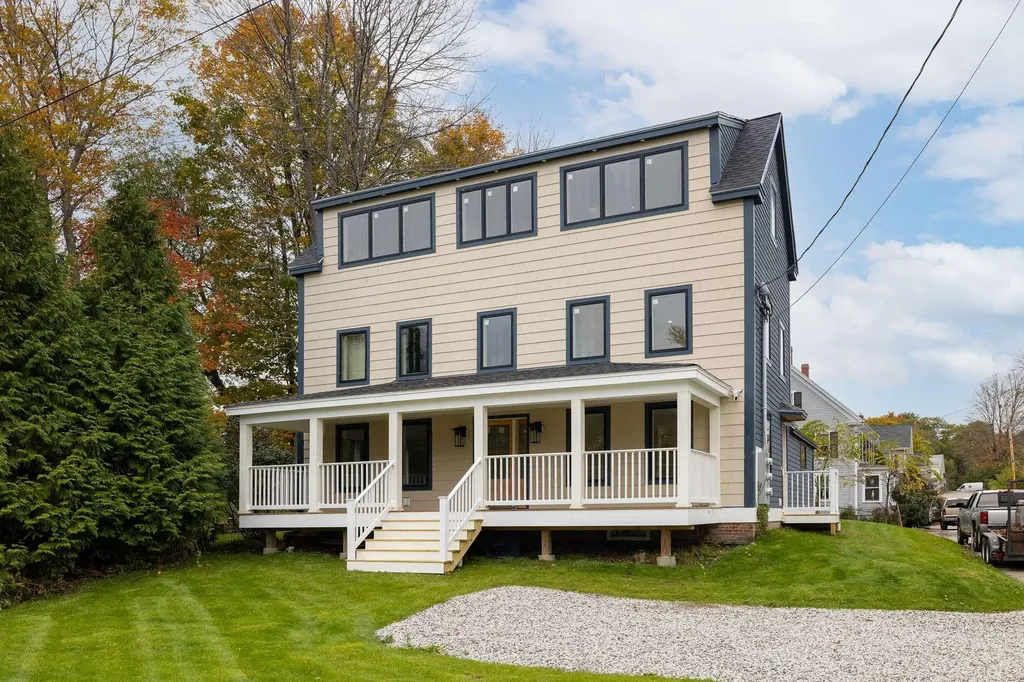 11-13 Jones Avenue Kittery ME 03904