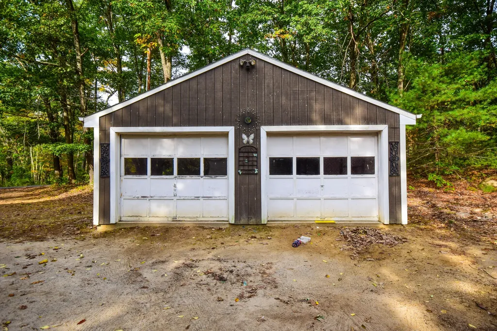 243 Bills Lane Wells ME 04090
