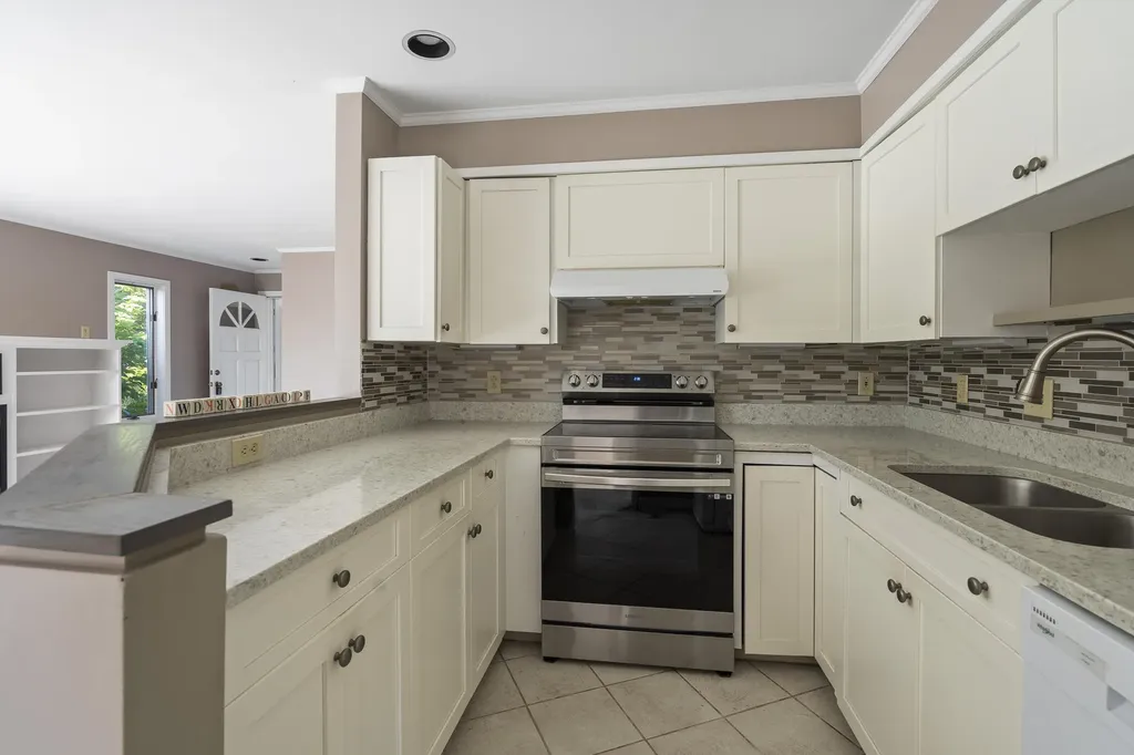 58 Ocean Ridge Drive Boothbay ME 04544