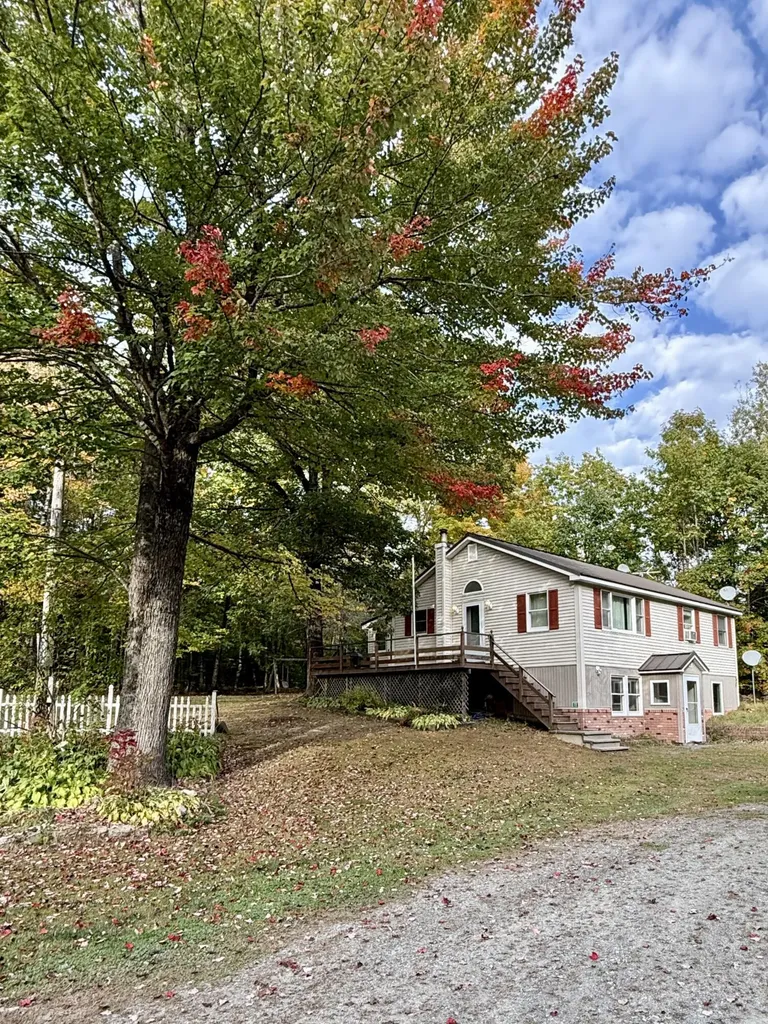 72 Meadowbrook Lane Hudson ME 04449
