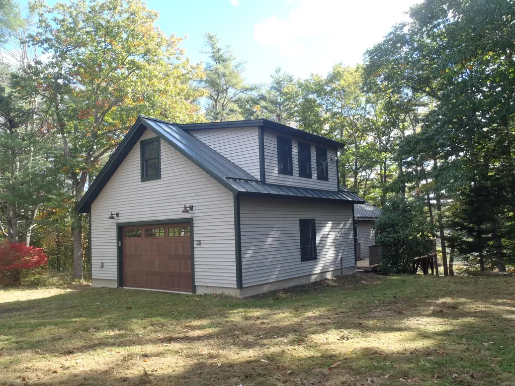28 Bull Rock Road Brunswick ME 04011