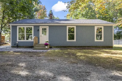 27 Ivanhoe Drive Topsham ME 04086